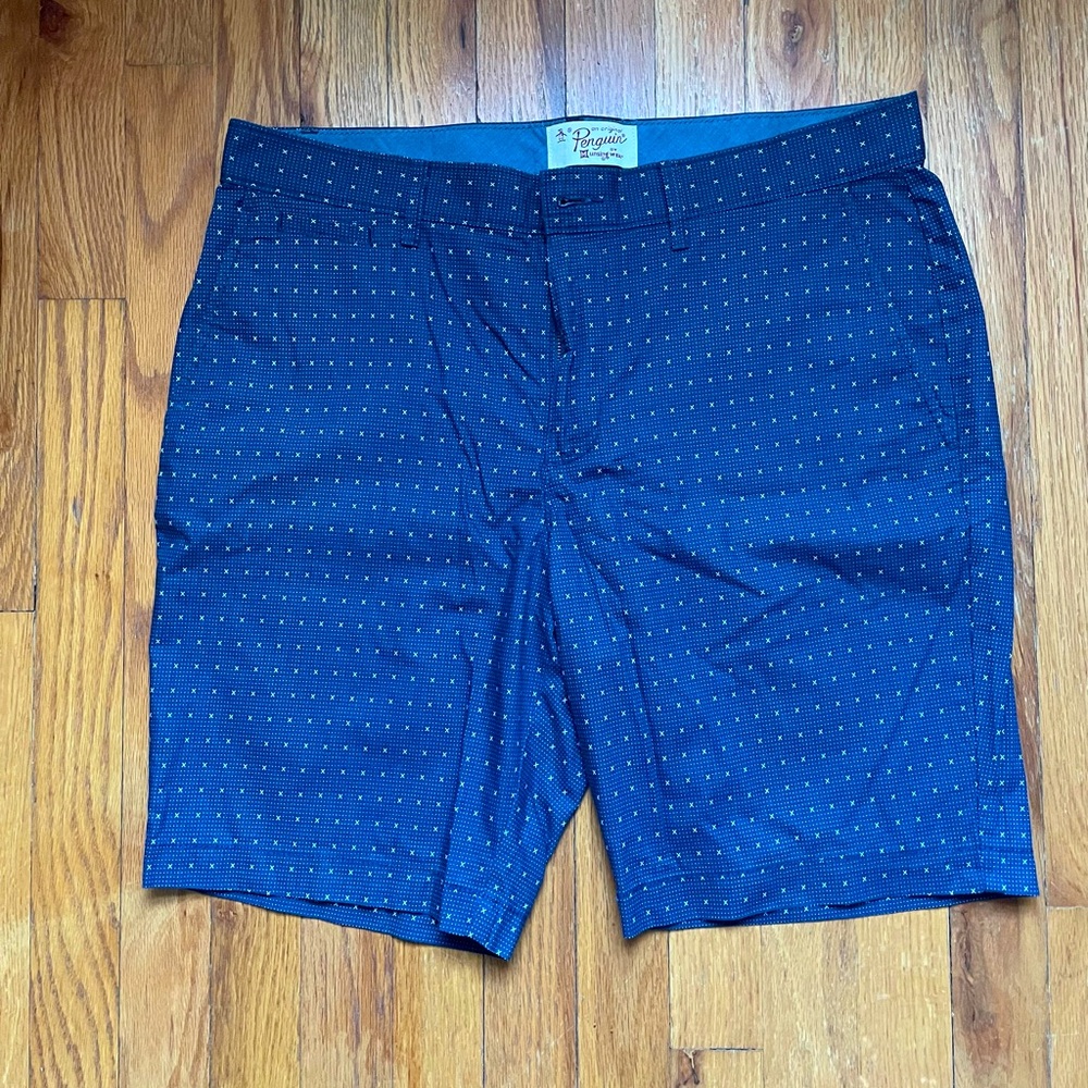 Original Penguin short